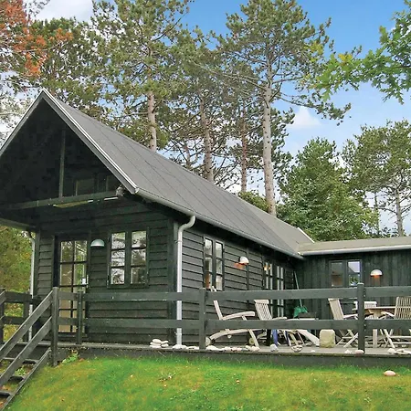 Hébergement de vacances Awesome Home In Nykobing Sj With House Sea View Klint